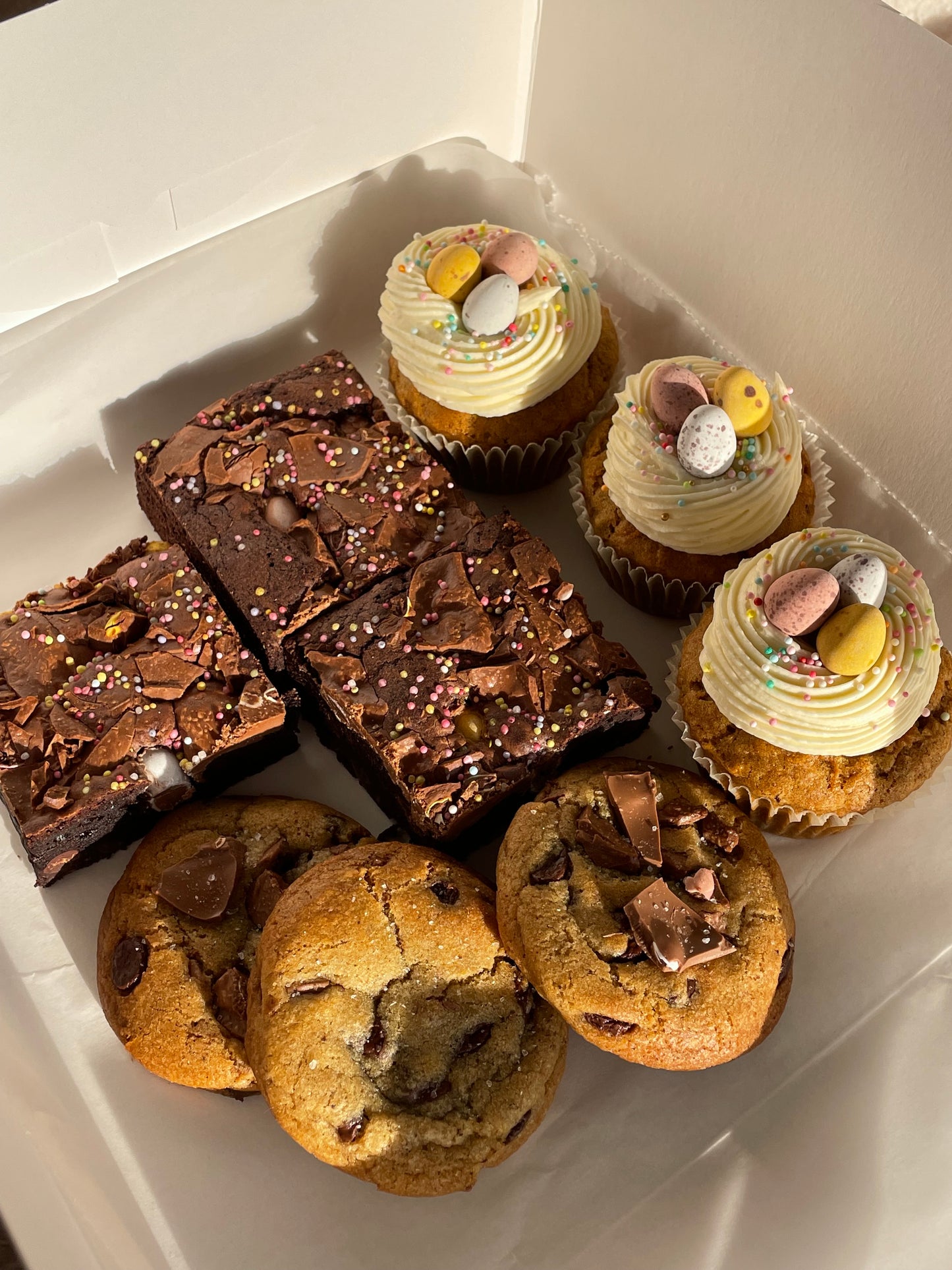 Egg-cellent Cupcakes