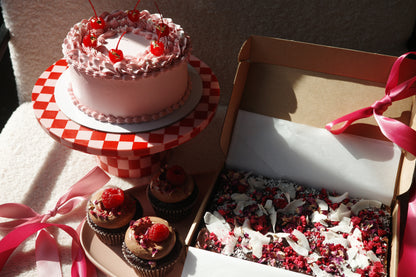 Mothers Day Chocolate Cupcakes